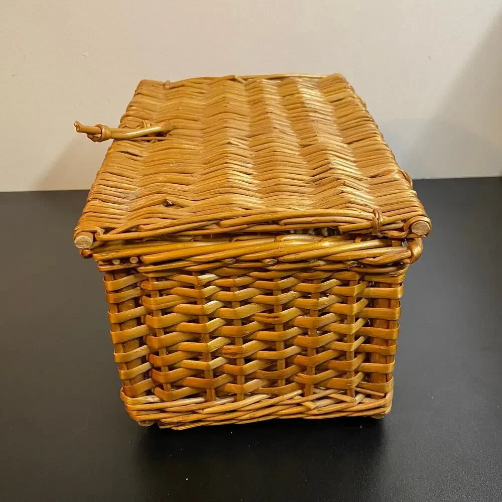 Small Vintage Handwoven Wicker Trinket Chest Basket with Hinged Lid